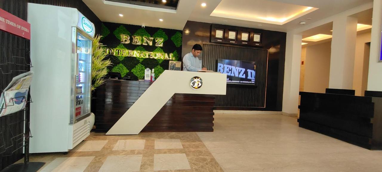 Hotel Benz International 德里 外观 照片