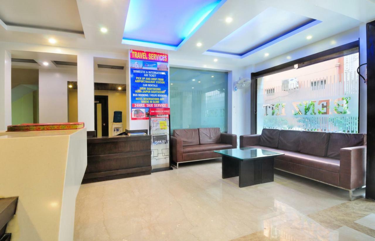 Hotel Benz International 德里 外观 照片